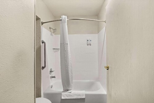 Comfort Inn Tucson - image 30
