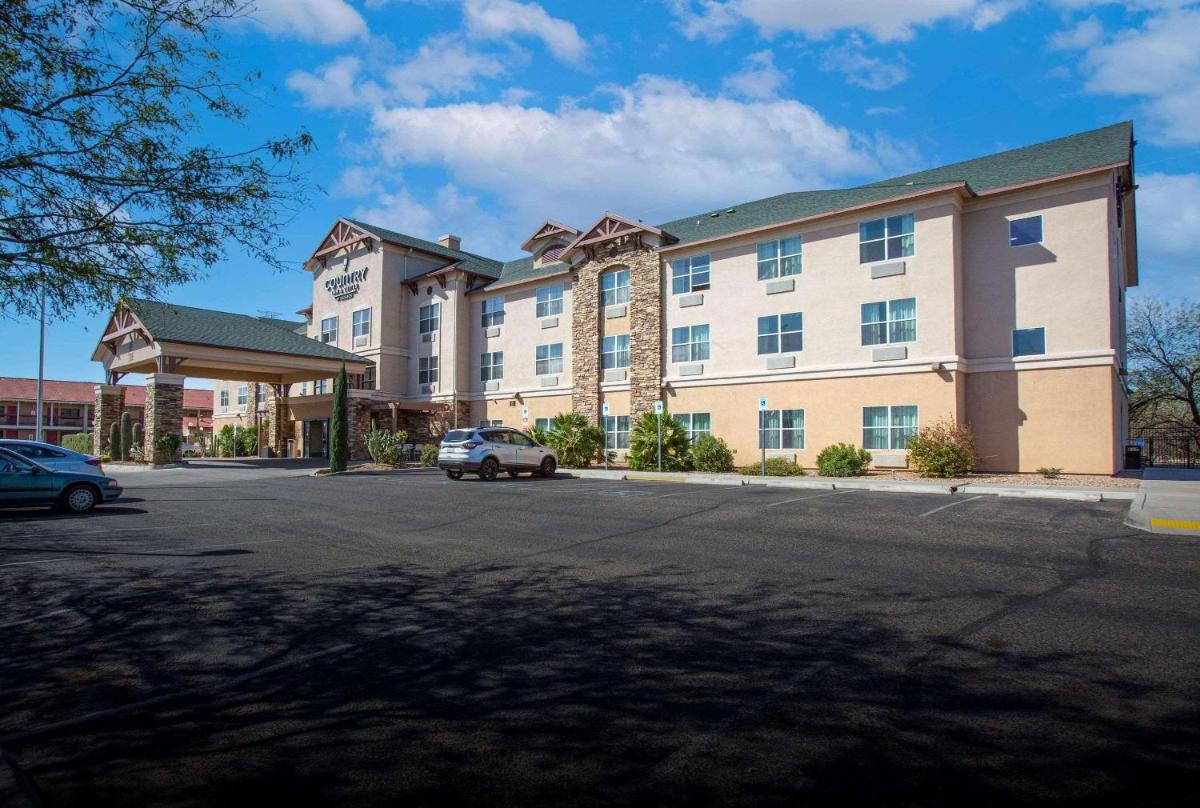 Country Inn & Suites by Radisson Tucson City Center AZ - main image