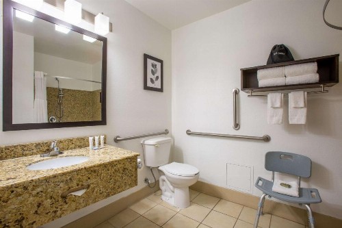 Country Inn & Suites by Radisson Tucson City Center AZ - image 4