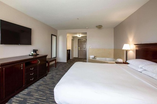 Country Inn & Suites by Radisson Tucson City Center AZ - image 40