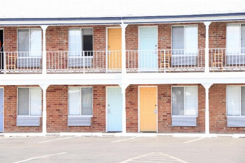 University Inn - image 14