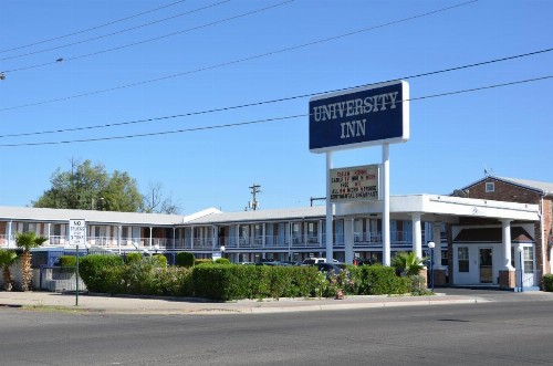 University Inn - image 2