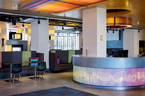 Aloft Tucson University - image 6