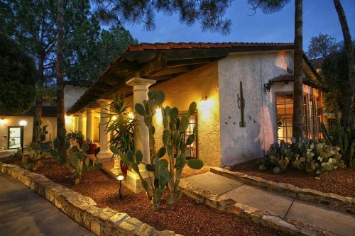 DoubleTree Suites by Hilton Tucson Airport - image 2