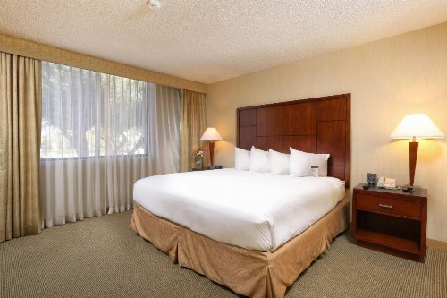 DoubleTree Suites by Hilton Tucson Airport - image 25