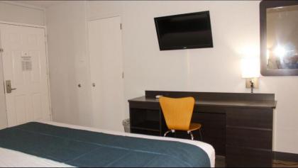 Motel 6-Tucson AZ-Downtown - image 7