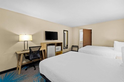 Days Inn by Wyndham Tucson Airport - image 5