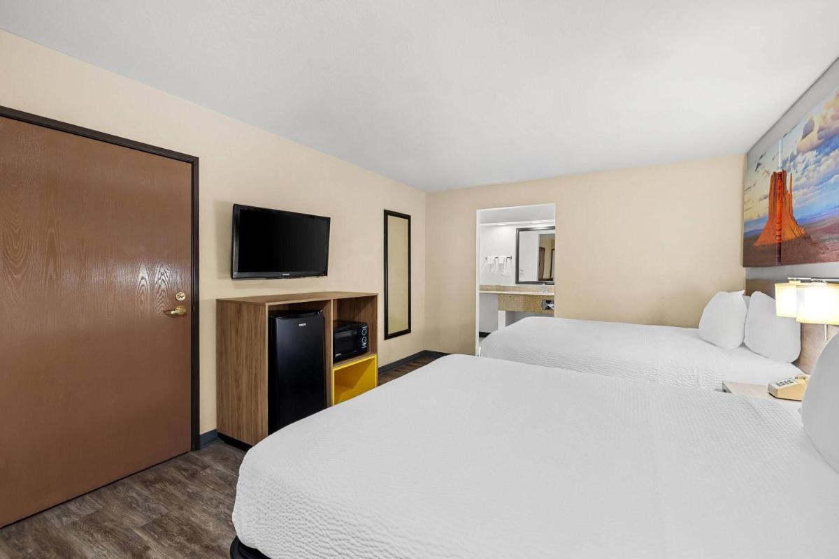 Days Inn by Wyndham Tucson Airport - image 7