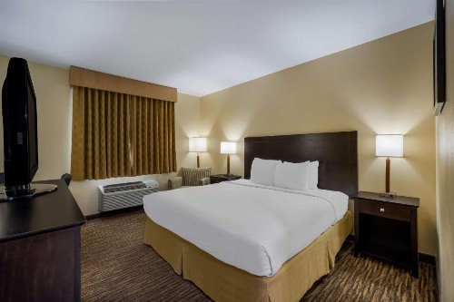 Best Western Gold Poppy Inn - image 11