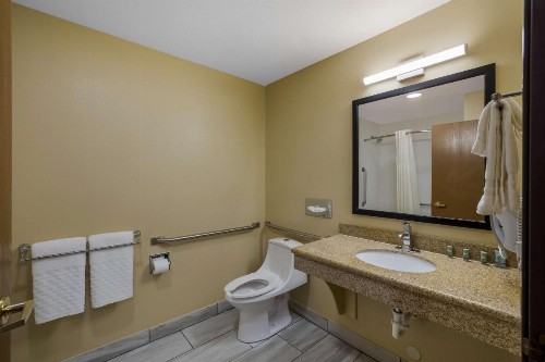 Best Western Gold Poppy Inn - image 12