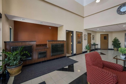 Best Western Gold Poppy Inn - image 17