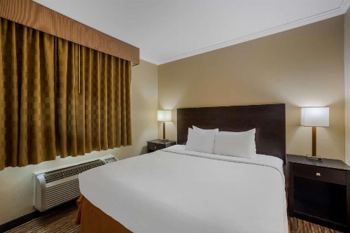 Best Western Gold Poppy Inn - image 3