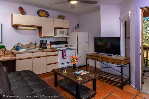 Adobe Rose Inn - image 18