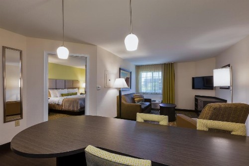 Candlewood Suites Tucson an IHG Hotel - image 11