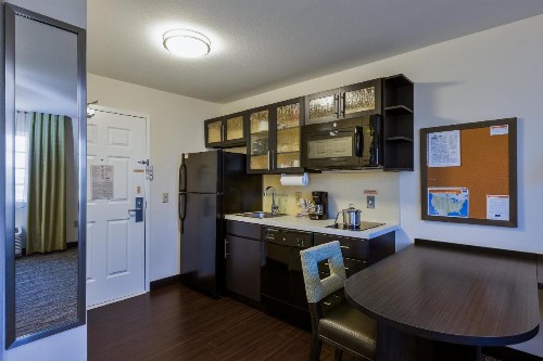Candlewood Suites Tucson an IHG Hotel - image 16