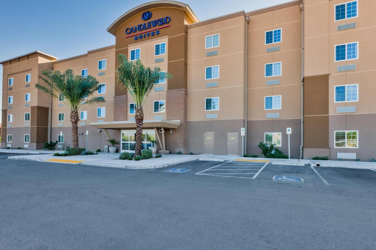 Candlewood Suites Tucson an IHG Hotel - image 2