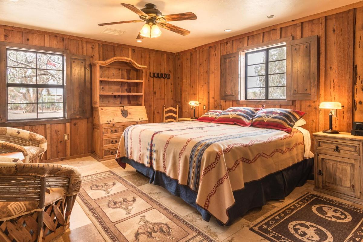 White Stallion Ranch - image 7