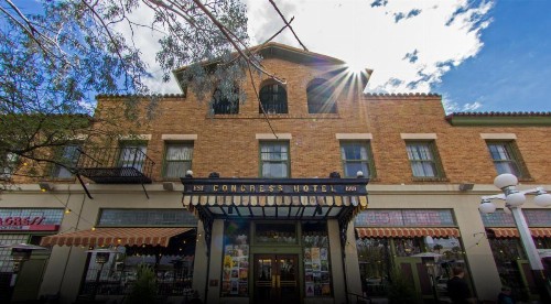 Hotel Congress