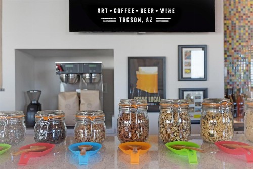 Hotel McCoy - Art Coffee Beer Wine - image 37