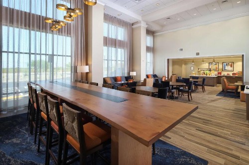 Hampton Inn Suites Tucson Tech Park - image 16