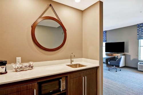 Hampton Inn Suites Tucson Tech Park - image 24