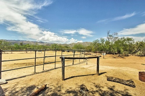 NEW! ‘All Tucked In’ Tucson Casita w/ Mtn. Views! - image 6