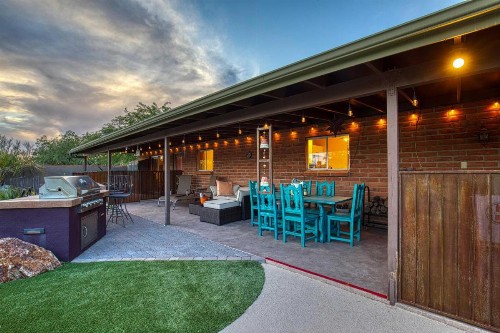 Spacious Oasis with Hot Tub 6Mi to Saguaro Park - image 2