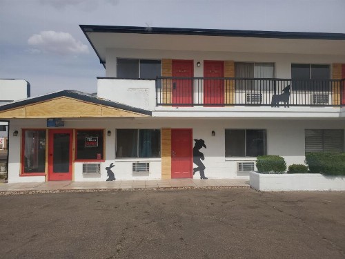 Bright Morning Motel - image 13