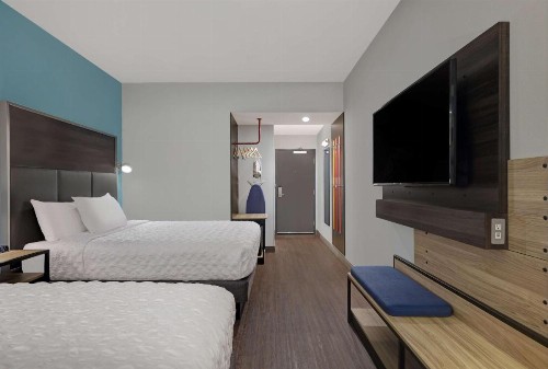 Tru By Hilton Tukwila Seattle Airport Wa - image 3