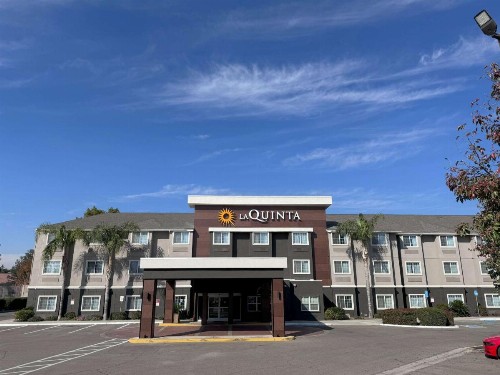 La Quinta by Wyndham Tulare - image 25