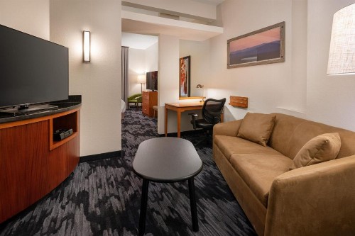 Fairfield Inn & Suites by Marriott Visalia Tulare - image 24