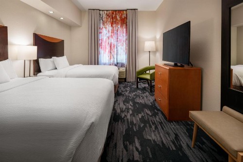 Fairfield Inn & Suites by Marriott Visalia Tulare - image 8