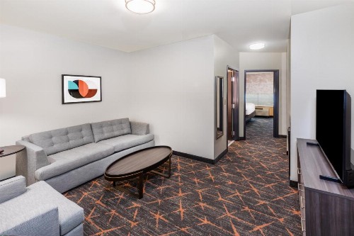 Holiday Inn Hotel & Suites Tulsa South an IHG Hotel - image 49