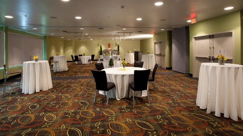 Holiday Inn Tulsa City Center an IHG Hotel - image 11