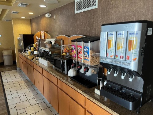 Days Inn by Wyndham Tulsa Central - image 24