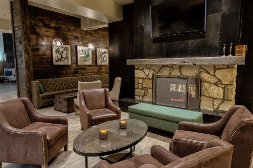 Embassy Suites Tulsa - I-44 - image 32