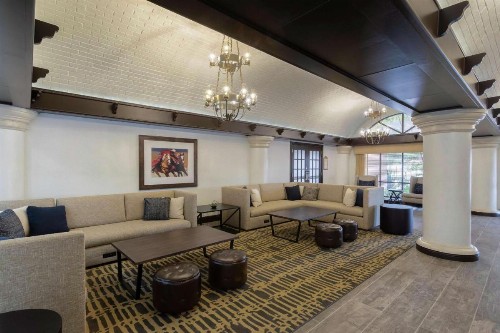 Embassy Suites Tulsa - I-44 - image 35