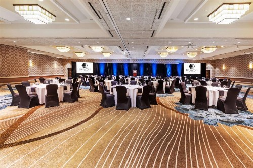 DoubleTree by Hilton Tulsa Downtown - image 22