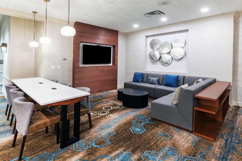 DoubleTree by Hilton Tulsa Downtown - image 47