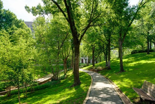 DoubleTree by Hilton Tulsa at Warren Place - image 34