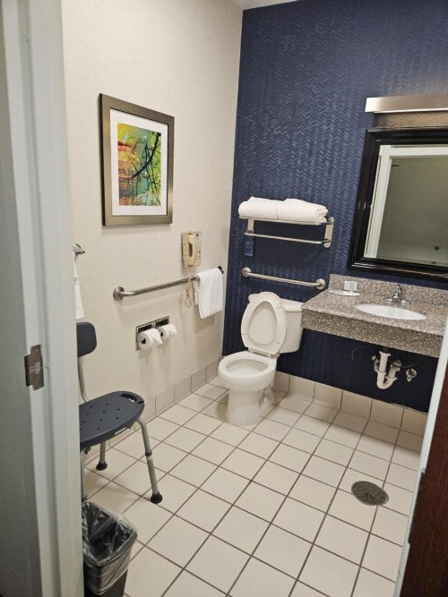 Fairfield Inn & Suites by Marriott Tulsa Central - image 16