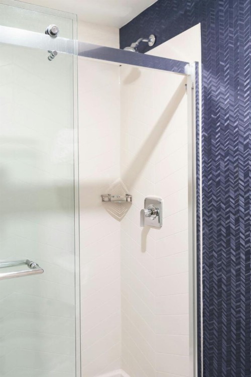 Fairfield Inn & Suites by Marriott Tulsa Central - image 18