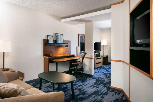 Fairfield Inn & Suites by Marriott Tulsa Central - image 24