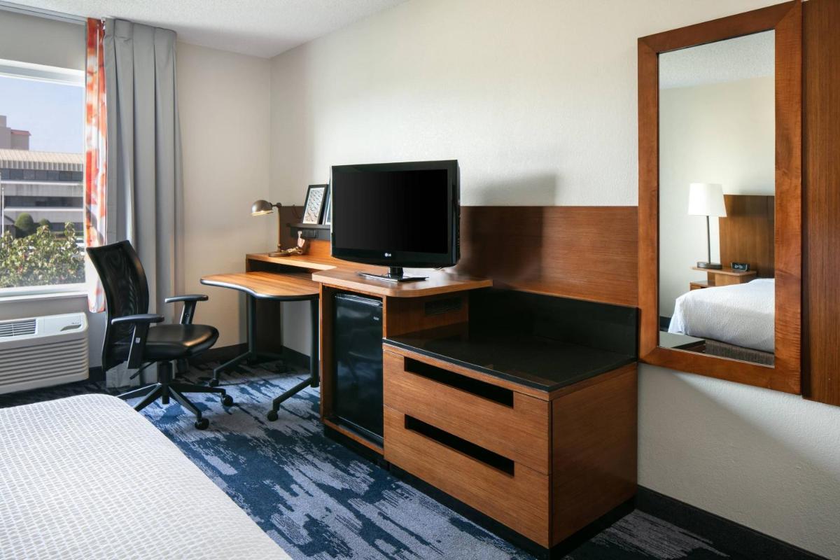 Fairfield Inn & Suites by Marriott Tulsa Central - image 3