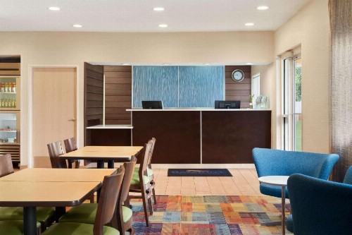 Baymont by Wyndham Tulsa - image 3