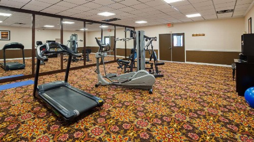 Best Western Tulsa Airport - image 13