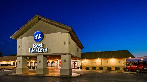 Best Western Tulsa Airport - image 6