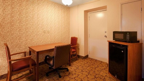 Best Western Tulsa Airport - image 8
