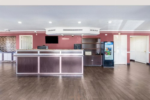 OYO Hotel Tulsa N Sheridan Rd & Airport - image 24