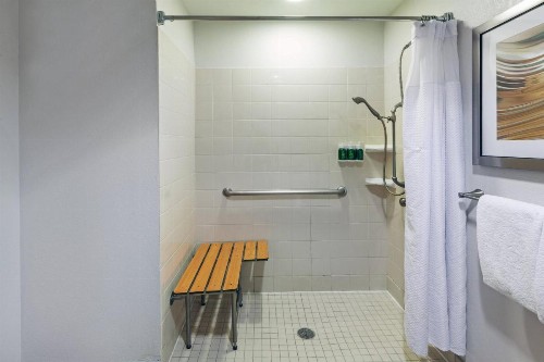 Courtyard by Marriott Tulsa Woodland Hills - image 2